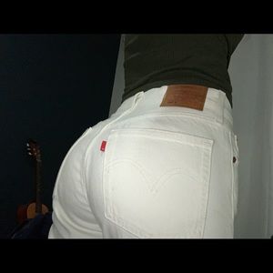 ✨NWOT✨ Levi’s 501 jeans vintage quality white